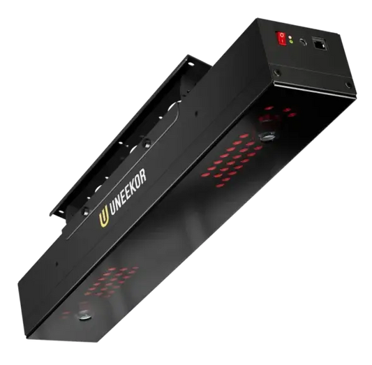 EYE XR LAUNCH MONITOR — INCLUDES 2 USB CAMERAS & 1 YR AI SUBSCRIPTION